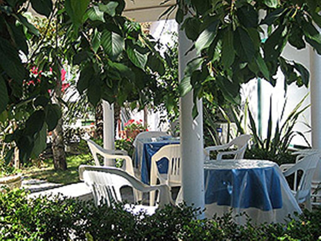 سورينتو Villa Orchidea الغرفة الصورة